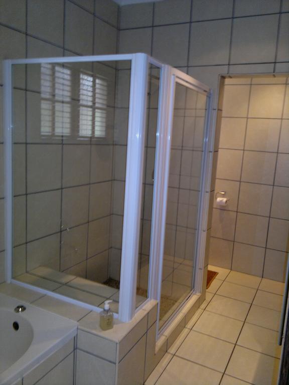Oasis Shanti Backpackers Oudtshoorn Pokój zdjęcie