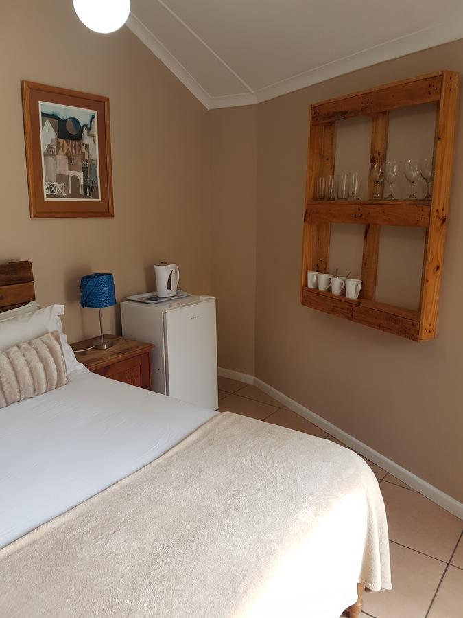 Oasis Shanti Backpackers Oudtshoorn Zewnętrze zdjęcie