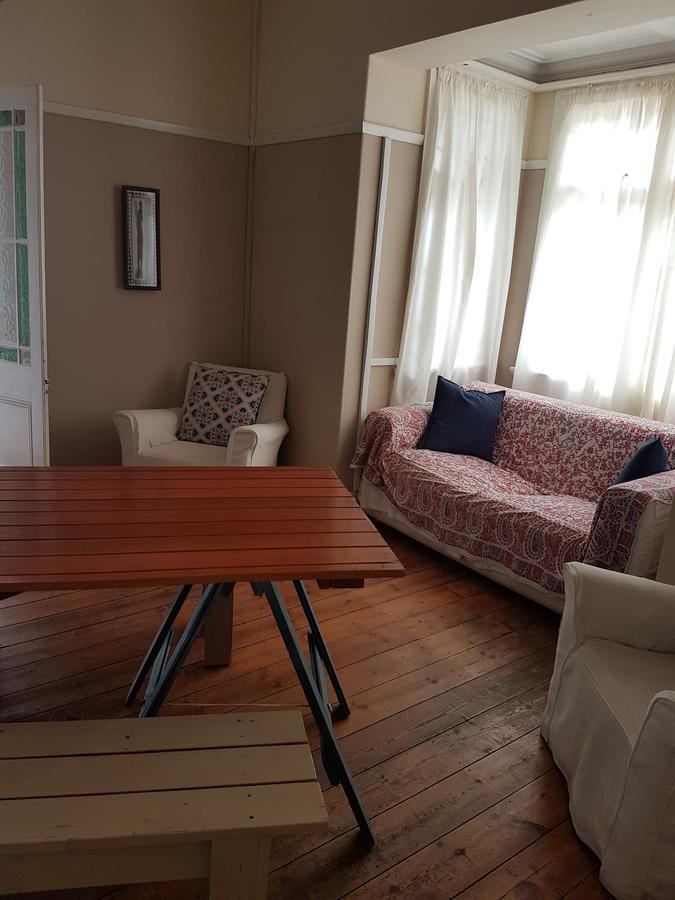 Oasis Shanti Backpackers Oudtshoorn Zewnętrze zdjęcie