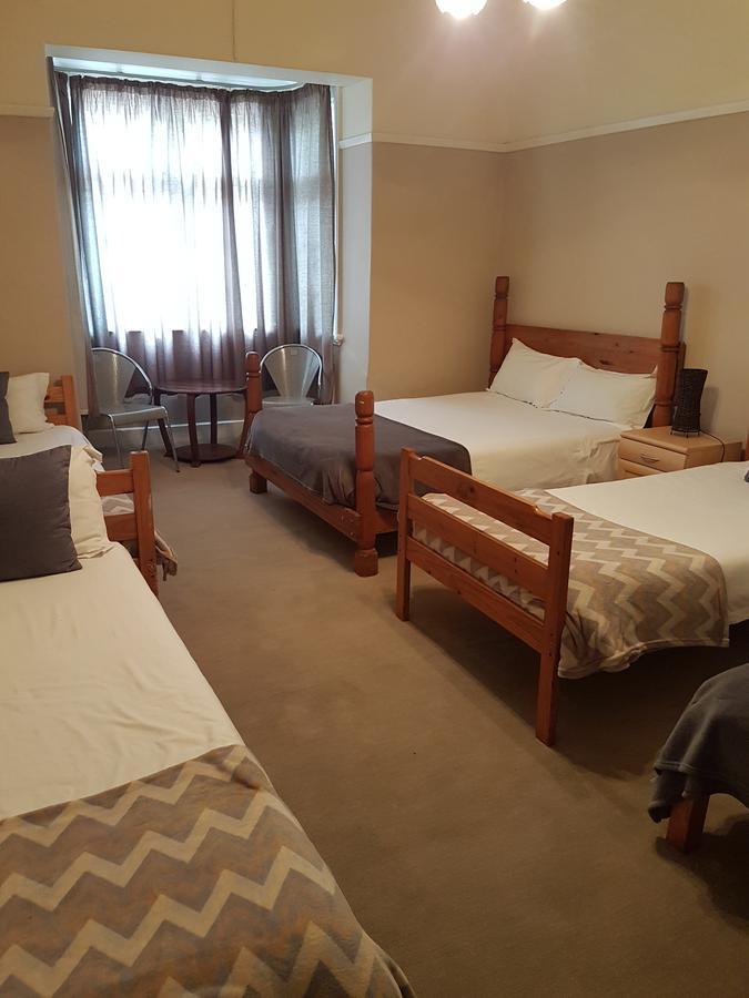 Oasis Shanti Backpackers Oudtshoorn Zewnętrze zdjęcie