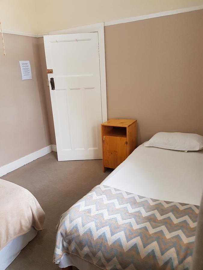 Oasis Shanti Backpackers Oudtshoorn Zewnętrze zdjęcie