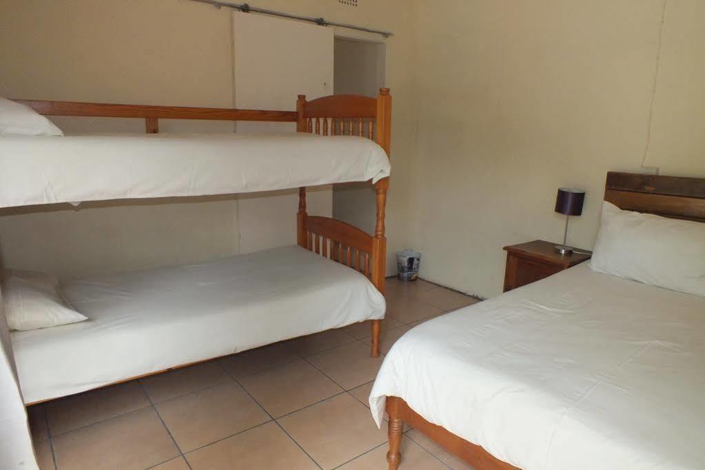 Oasis Shanti Backpackers Oudtshoorn Zewnętrze zdjęcie