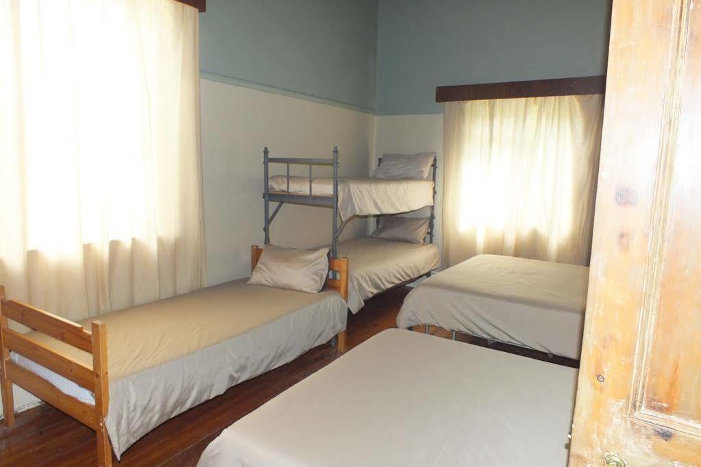 Oasis Shanti Backpackers Oudtshoorn Zewnętrze zdjęcie